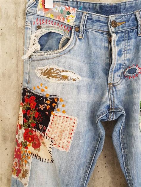 Oversized jeans in denim with patches 